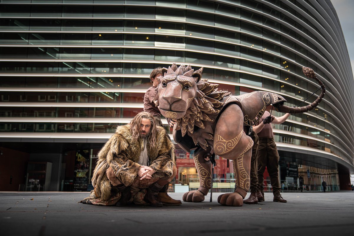 69mag's tweet image. Direct from London, the smash hit production of C.S. Lewis’ classic The Lion, the Witch and the Wardrobe, voted the nation’s favourite book in 2019, is coming to @CurveLeicester in November 2021.

Book your tickets here🎟️curveonline.co.uk/whats-on/shows…