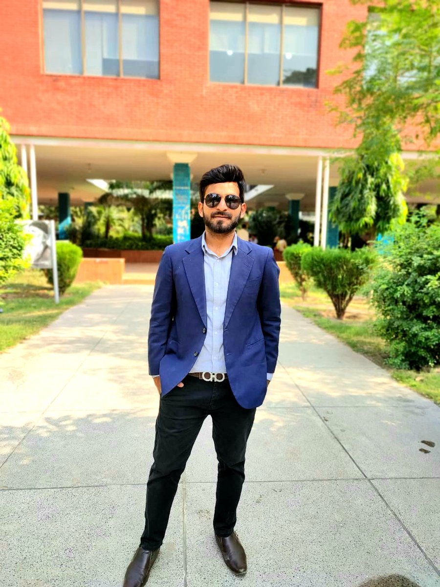 I am making Retro for 2050 

#Retro
#Goldenweek21 
#finalyeardiaries❤️ 
#AllamaIqbalmedicalcollege