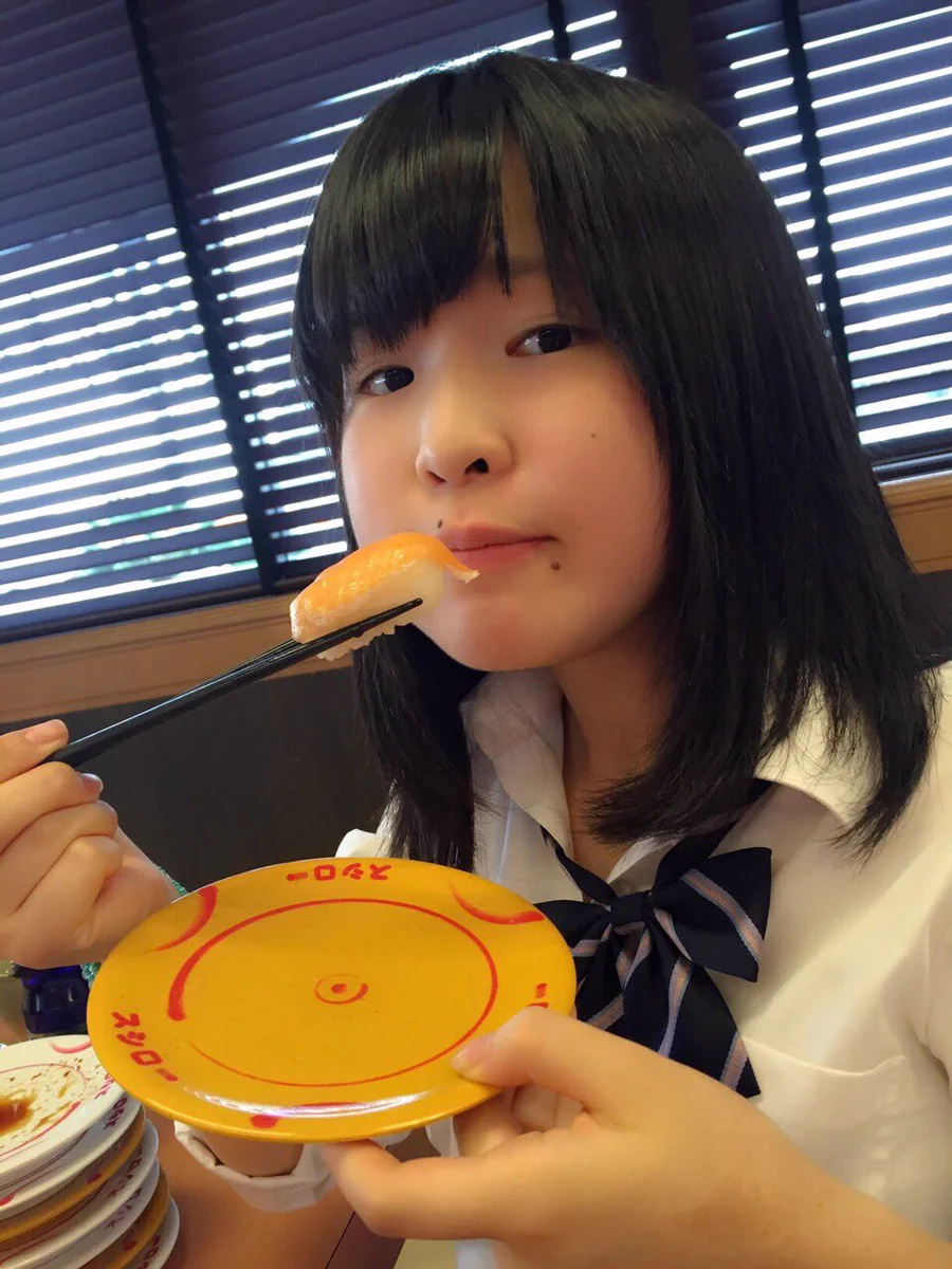 4年ぶりの非合法JKすみません。もうちょい頑張っとけ現役時代の自分