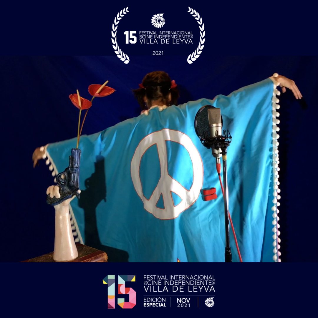 JuanAndresMR's tweet photo. ¡Muy feliz con esta noticia! 
#Quemarropa - live streaming hecho para @aterciopelados, se encuentra en la categoría VIDEOCLIP SINCRO de la 15 versión del Festival Internacional de Cine Independiente de Villa de Leyva 💖 @festicinevilla @radionica #sincrovisualsonoro https://t.co/RqCFTTdH4m