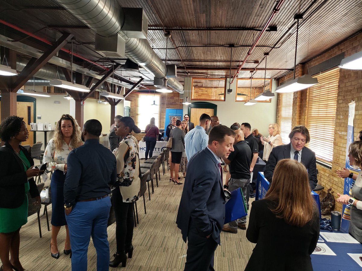Shadel_Hamilton's tweet photo. Enjoyed hosting our partners from @hiringourheroes as they facilitated their hiring fair to support military spouses. @SaintLeoUniv and @hiringourheroes, two proud supporters of the military. #wearesaintleo https://t.co/RtzniaUSqD