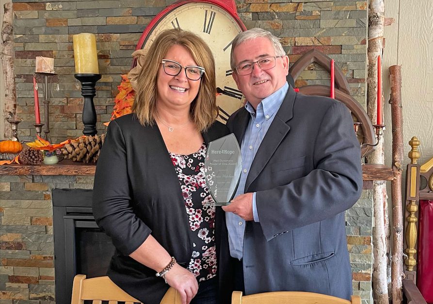 WellyAdvertiser's tweet photo. ‘An angel that walks among us’: Arthur's Myrna Hutchison has been recognized with the Neil Dunsmore Here4Hope Power of One Award for her work to raise funds for suicide awareness training and her advocacy for youth mental health. https://t.co/cxJjpY439z https://t.co/6lPVRGY48r