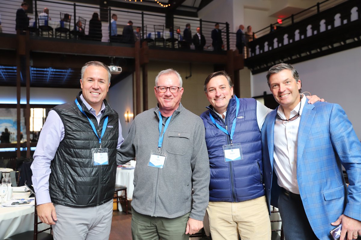 alignwealthmgmt's tweet photo. Our advisors are having a great time building community at #D2Live. @Dynamic_D2 https://t.co/jbWaHmGwlZ