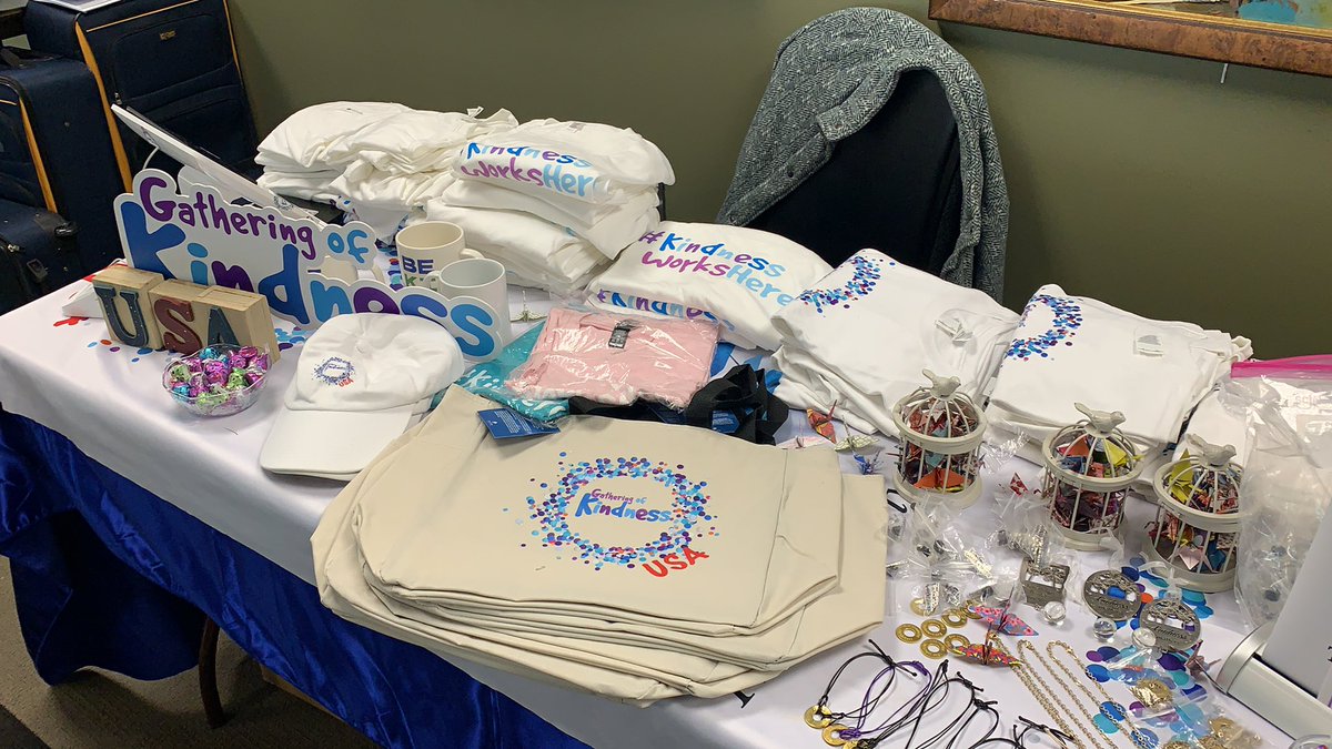 TNINarrative's tweet photo. @T_N_Initiative Gathering of Kindness/USA for LVHN-Pocono at ESU. https://t.co/JV2tPEcB1P