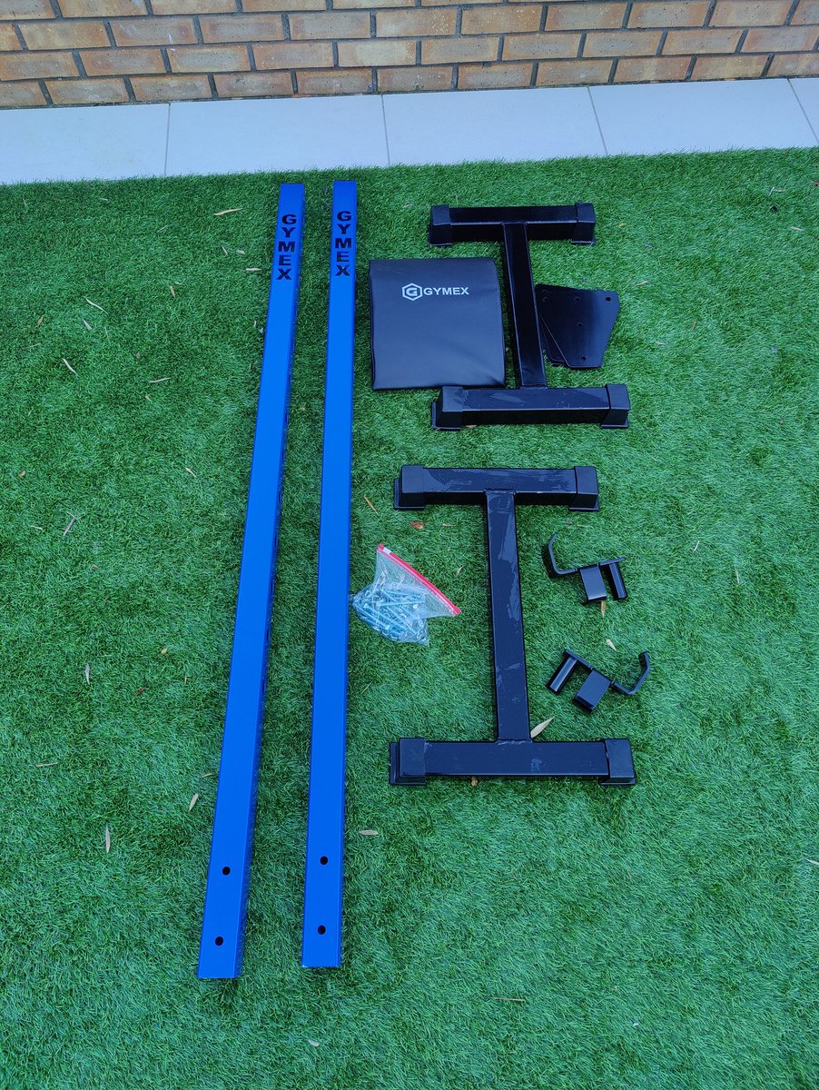 Nice delivery from the lads in @Gymex  They knew I was struggling to load the bar, so they sent me out this squat rack. The perfect time of year to start lifting heavy 💪🏽 #homegym