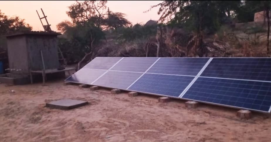AnsarBurney's tweet photo. Work in progress in different villages of
#Thar Water projects and Women Empowerment work of Ansar Burney Trust in Thar Sindh #SolarPowerWaterProjects #HumanRights #Peace #InterfaithHarmony #WomenEmpowerment #Education #NoPoverty #Justiceforall #Humanity #StopHumanTrafficking https://t.co/kyWxn6n2VF