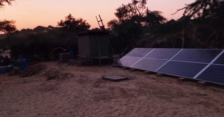 AnsarBurney's tweet photo. Work in progress in different villages of
#Thar Water projects and Women Empowerment work of Ansar Burney Trust in Thar Sindh #SolarPowerWaterProjects #HumanRights #Peace #InterfaithHarmony #WomenEmpowerment #Education #NoPoverty #Justiceforall #Humanity #StopHumanTrafficking https://t.co/kyWxn6n2VF
