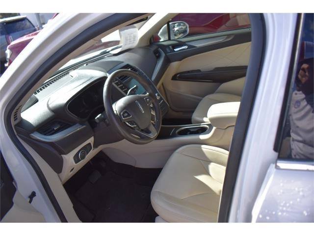 PollardUsedAveQ's tweet photo. This intriguing😎pre-owned 2018 #Lincoln MKC Premiere is poised⚡️and confident💪🏼providing near 28mpg on the highway🛣! Stop by today to test drive this amazing #SUV🤩!
Check it out today➡️: https://t.co/ASyRVmqZPU
#pollardused https://t.co/GCEvTHV5mk