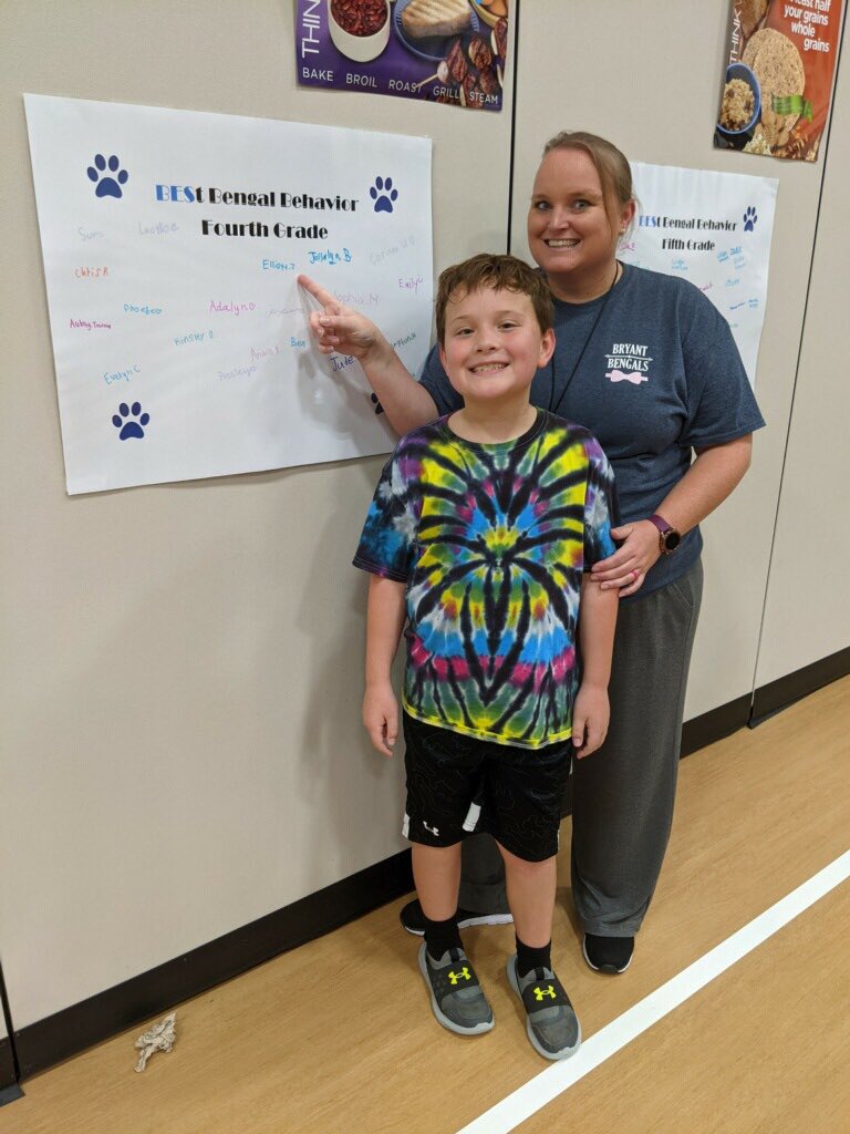BES_PE_KATY's tweet photo. More students showing their BESt Bengal Behavior #bengalpride https://t.co/vWZt84AkjA