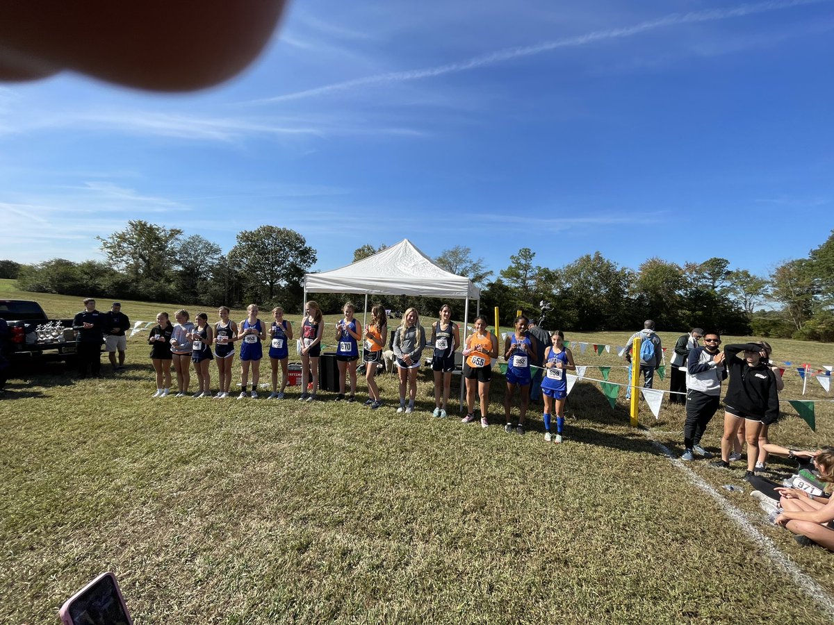 CraigWortman's tweet photo. Lafayette Girls All Region finishers at VHSL 3A Cross Championships:  Jill Hunt, Delaney Cox and Milagro Riofrio. https://t.co/IyMji2nXmx