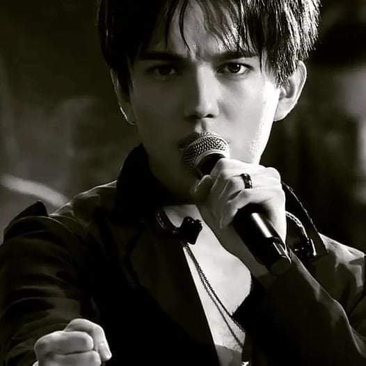 Natalia62066660's tweet photo. @TopTenOfficial @TopTenOfficial
ARTISTA TOP TEN
#FlyAway #DimashQudaibergеn 
@dimash_official
 #ArtistaDelMes 46 https://t.co/LVl113QjM0