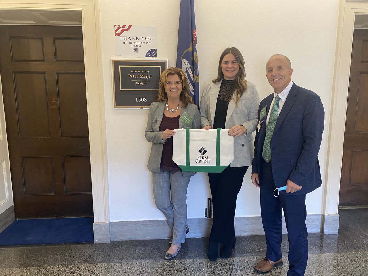 ChrisCrumbaugh's tweet photo. Had a great visit with @RepMeijer’s office this morning discussing topics like Farm credit’s funding of Climate Smart Ag.  #FarmCreditFlyIn https://t.co/0T26kJi11j