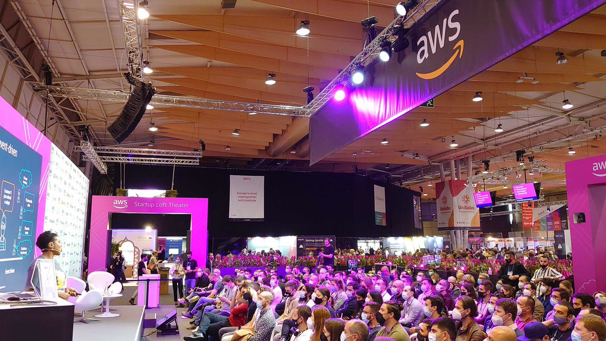 Vel12171's tweet photo. Oh wow this was unreal! I can’t believe I finally got to do my first in-person…. #WebSummit #aws #awsstartuploft #awsstartups. 🦄🎉🎉🎉🎉🎉 https://t.co/p15ecMhdz3