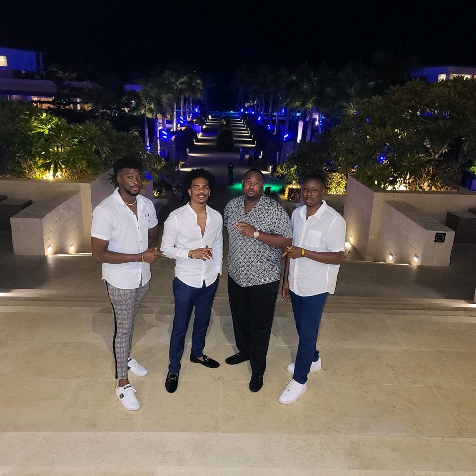 Caulay_'s tweet photo. Punta Cana 2021 https://t.co/W0SwhxV9Ph