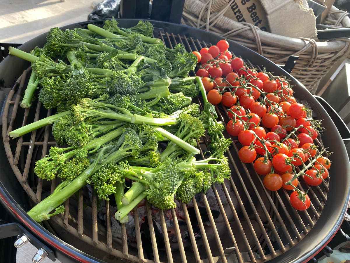 martinhesp's tweet photo. Am a lucky chap to work with the wonderful #hayleyreynolds of @RawSW - this week at the #UKBBQschool with RAW clients including @KamadoJoeUK @foodsmoking all working hard to bring us delicious food from the flames - and not all meat although that was good from @FarmWilder https://t.co/4gsBnB7ge5