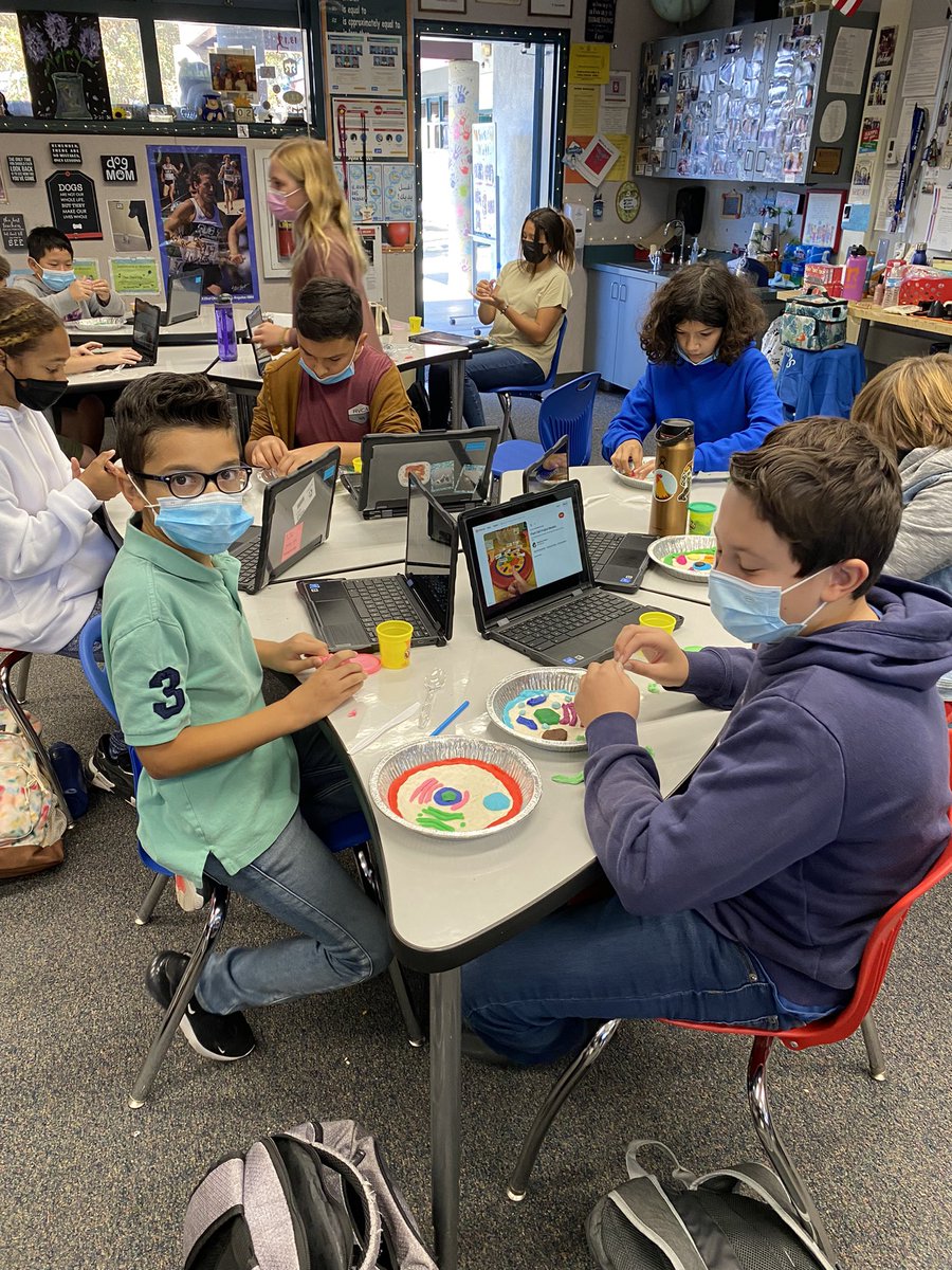 Play-Doh cells!  Science is fun today!!😍<a href="/CajonValleyUSD/">CajonValleyUSD</a> <a href="/hillsdalepride/">Hillsdale Middle</a>