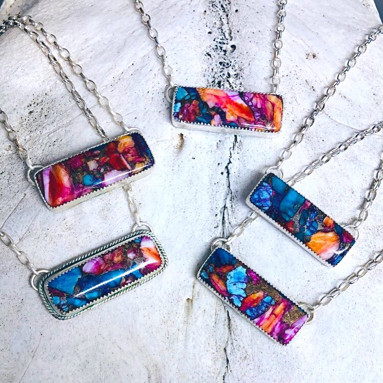moth_metalworks's tweet photo. My birthday is only one month away, as of today!! Meaning, my second annual Pink Party Drop will be going live on December 3rd!!💘🌸💕🎀

Here’s a little throw back to my favorite from the last drop 🤤 https://t.co/h85mVDDmXr
