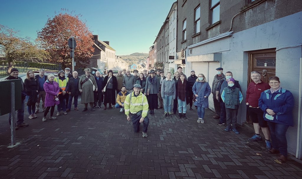 Interesting historical civil war walking tour with <a href="/Barry_Lacey_/">Barry Lacey</a> last Sat in #Enniscorthy Next Sat it’s #Wexford towns turn. 10.30 at the <a href="/wexlibraries/">Wexford Libraries</a> <a href="/EnniscorthyHRS/">EHRS</a> <a href="/wexfordWOI/">Wexford's War of Independence: 1919-1921</a>