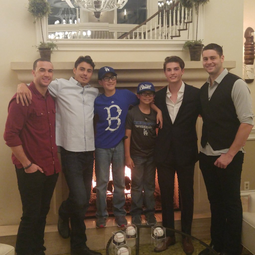 afranco71's tweet photo. Congrats to @Braves @MaxFried32 on winning the world series!! https://t.co/NL8z69CmYL