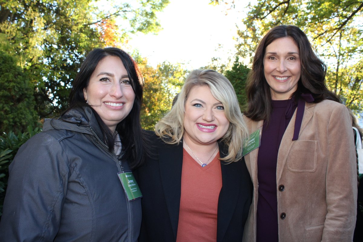 farmcredit's tweet photo. Today, female #ag leaders from #FarmCredit institutions across the nation celebrated the success of #WomenInAg at our Women's Breakfast. Thank you @RepJuliaLetlow, @Kat_Cammack and @RepFischbach for being w/ us this morning &amp; your commitment to our industry! #FarmCreditFlyin https://t.co/YKEag3UnDW