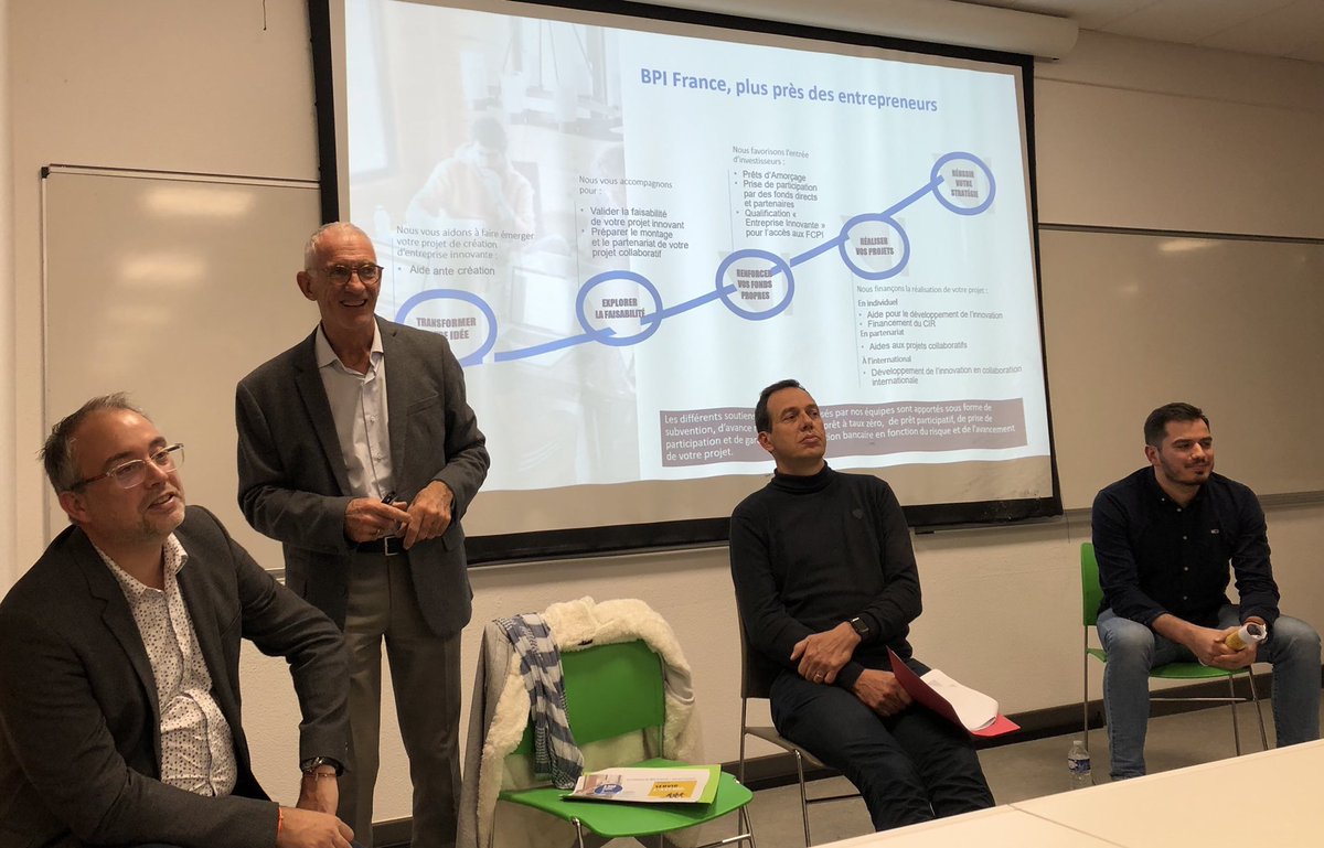 CampusHepLyon's tweet photo. Conférence spéciale entrepreneuriat ce soir en compagnie de @ClaudeSabatin @Bpifrance, @PasquierDesvig1 @RE_Rhone, Victor Schulz #Studin incubé #StartHEP. Merci @StephanGALY pour son animation. https://t.co/PJlNl3IcWf