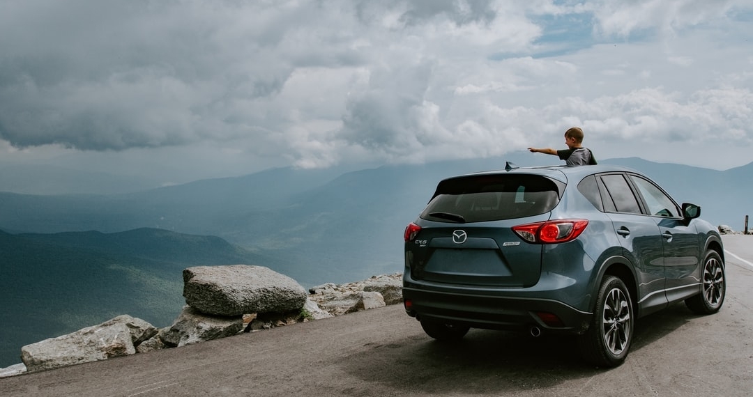 From modern spins on retro favorites to cleverly designed all-in-one sets that kick searches for lost pieces to the curb, these are the best road trip games for families. 

l8r.it/Q9nA