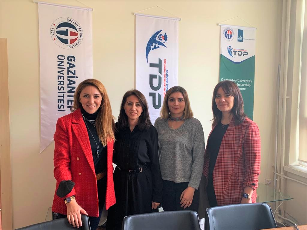 ttotarget's tweet photo. TargeT TTO olarak, GAÜN Avrupa Birliği Araştırma Merkezi (GABAM) ile GAÜN Toplumsal Duyarlılık Projeleri Araştırma Merkezi (GAÜN TDP) yi ziyaret ettik, yeni proje iş birlikleri üzerinde çalışmalar gerçekleştirdik.
@gaziantepUniv
#GABAM
#gaüntdp
#ttotarget https://t.co/U73FRtmnU0