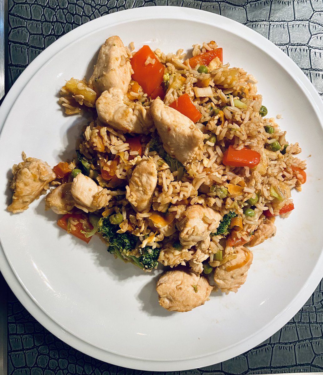You’ve done it again <a href="/ScottBaptie/">Scott Baptie | Nutritionist</a> with the high protein handbook 7. Downloaded it yesterday and chicken &amp; pineapple fried rice jumped out. Simple to do, lots of colour and flavour. #hph7