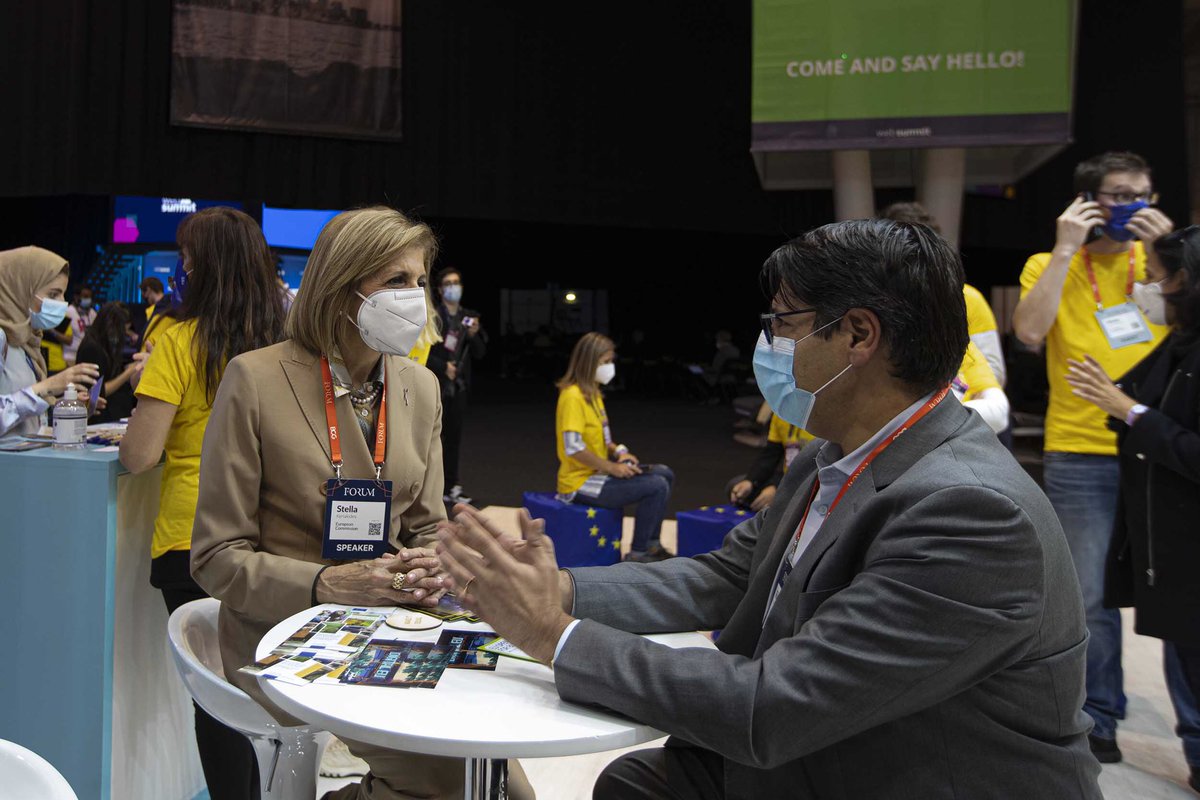 CE_PTrep's tweet photo. A Comissária @SKyriakidesEU reúne com @RicardMourinho, VP @EIB, no stand #NextGenerationEU na #WebSummit. #EUatWebSummit https://t.co/EvXiNsaMLd