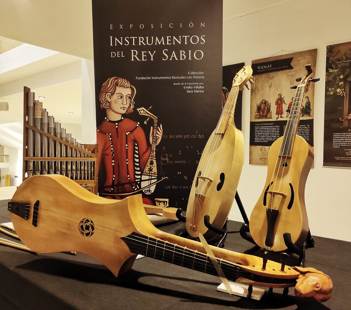 Comenzamos‼️
19:00h Conferencia  "Instrumentos del rey sabio" 📜
20:30h Concierto 🎶🎶
Nos os lo perdáis!! 

📌 Teatro auditorio José Luis Perales. Entrada libre.

#expoelreysabio #alfonsox