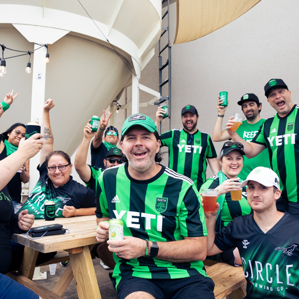 circlebrew's tweet photo. AustinFC fans are the best! A few rain drops (or a monsoon) can't stop them from going to Match! @AustinFC #TheBeautifulGame #AustinAnthem #Verde #Listos #Soccer #MLS #ATXbreweries #Craftbrewery
#AustinBrewery https://t.co/GhQWUVxgjH