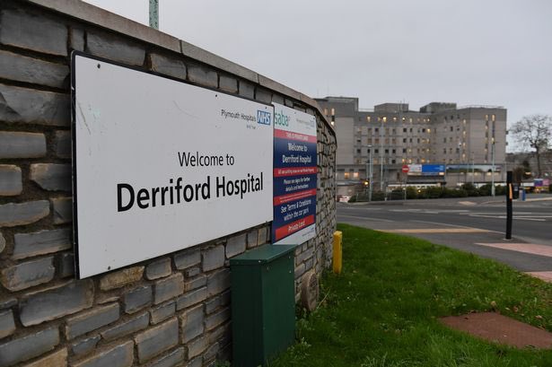 CountyGrounds's tweet image. CGM awarded Derriford Hospital winter gritting contract inc specialist treatments for the heliport.