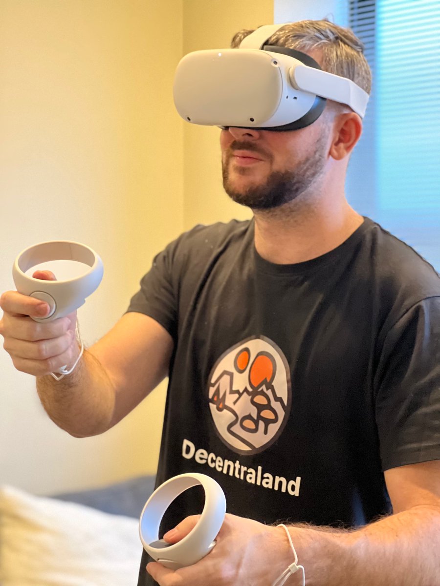 Heating up 🔥 <a href="/decentraland/">Decentraland</a>