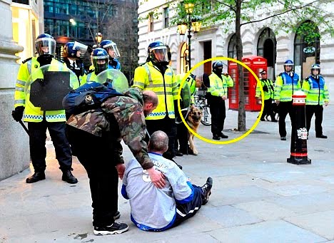 This has been especially true of five or more FIT who witnessed the murder of Ian Tomlinson. (blue topped jackets)