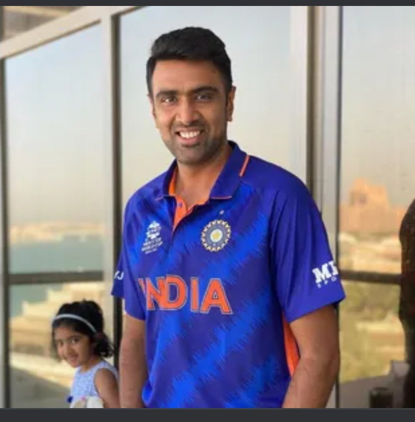 young_lord07's tweet photo. वो हमसे पहले न जाने कितनों को आजमाने वाले थे
मौका मिला फिर हम भी कहां अवसर गवाने वाले थे।
@ashwinravi99 
#INDvsAFG #INDvAFG #RAshwin #younglord https://t.co/LMiwTsM1mo