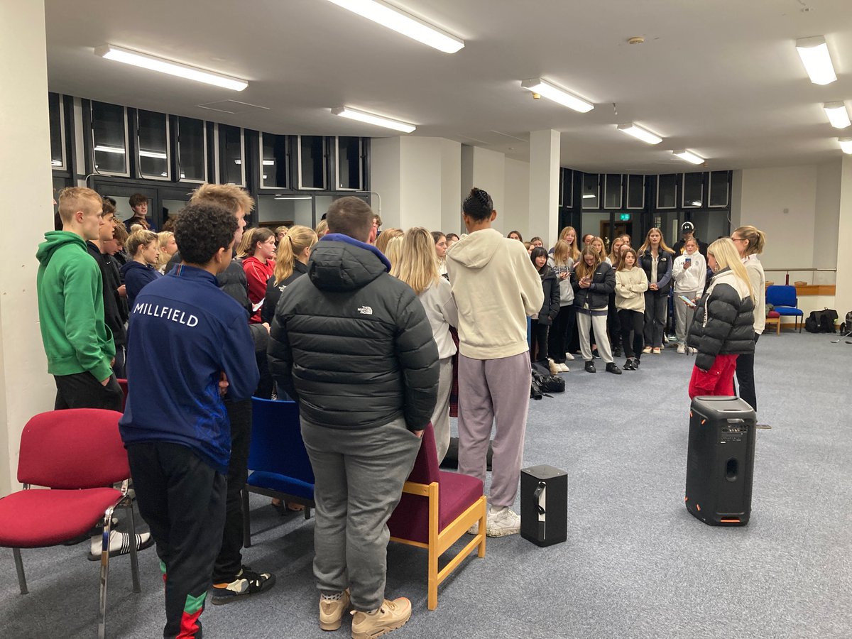 House song rehearsal….fingers crossed for next week! 🎶🎵