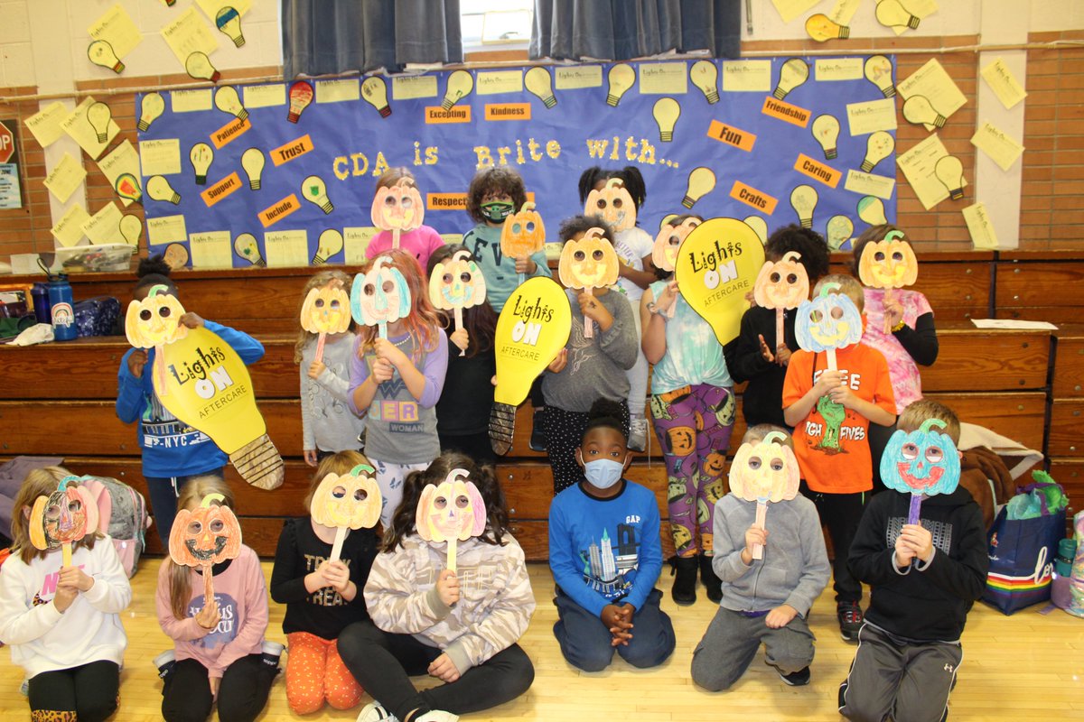 DIRECTORCDA's tweet image. Clara Barton and MacFarland celebrated "Lights On Afterschool", a nationwide event recognizing the importance of afterschool programs.