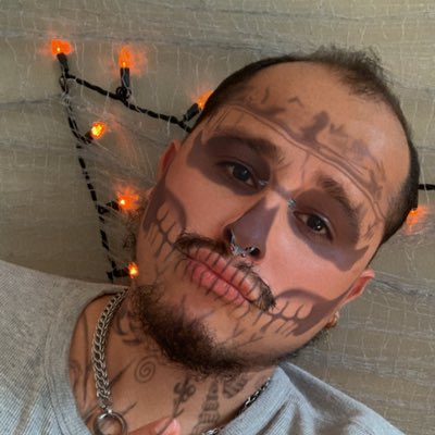 #NewProfilePic https://t.co/niVqhQ1OxA<a href="/tag/newprofilepic"class="tags">#NewProfilePic</a>