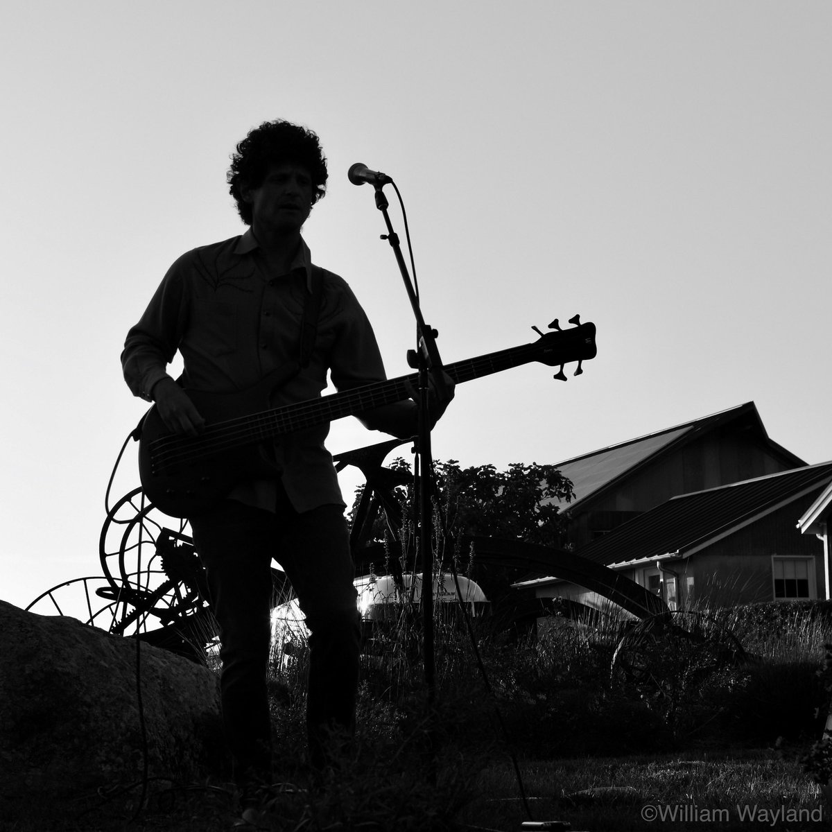 wreckstrangers's tweet photo. There’s nothing quite like a live performance. We’ve been lucky enough to get back on stage recently with hopefully many more shows to come! Can we plan on seeing you there? 
——
📸: @williamwayland https://t.co/ZLUJsVGeE0