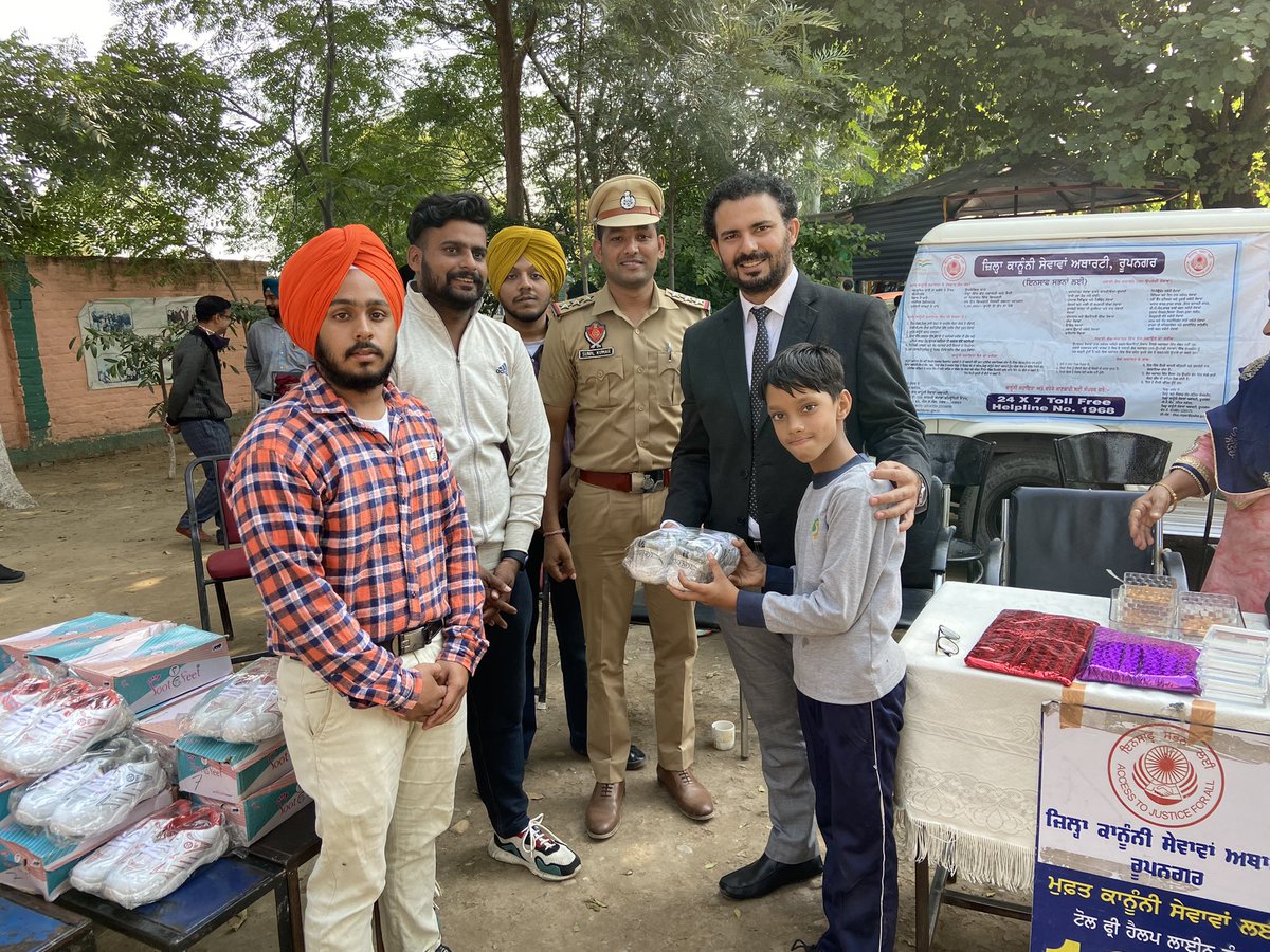 BhalaiLok's tweet photo. On occasion. Of Diwali   our club members distributed shoes to needy students at Parkash Memorial deaf and dumb school with  Mrs Harpreet kaur Jeevan  (district and session judge )Mr Manav (Civil judge senior division )  Mr.Sunil Kumar ( SHO Ropar ) #Deepavali   #Diwali 
#ngo https://t.co/ASGA0VdH8q