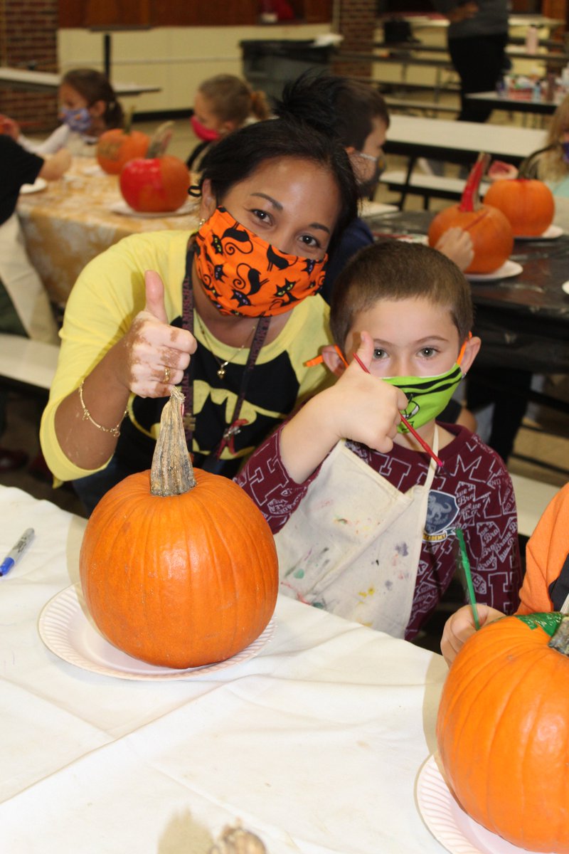 DIRECTORCDA's tweet image. Peter Muschal celebrated "Lights on Afterschool", a nationwide event recognizing the importance of afterschool programs.