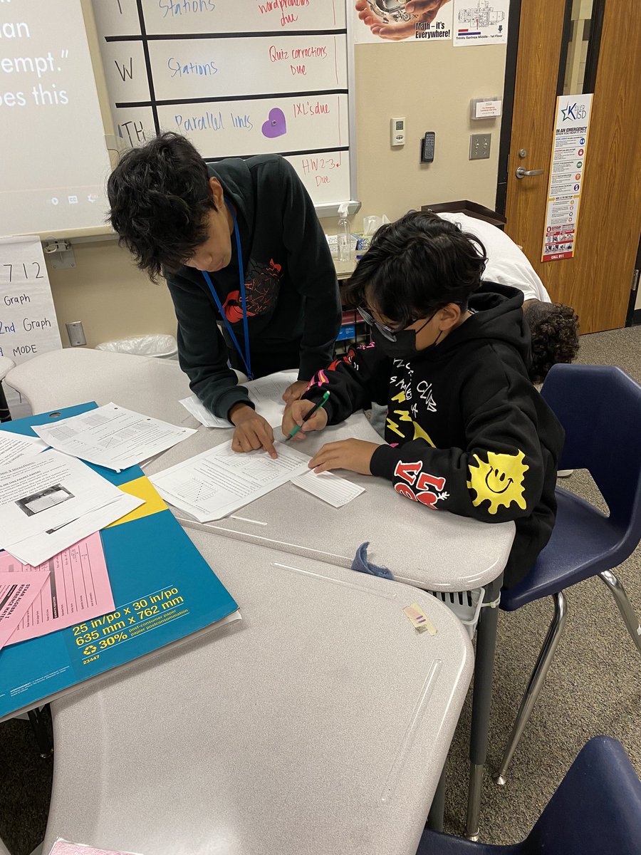 Ashley Roberts tweet media