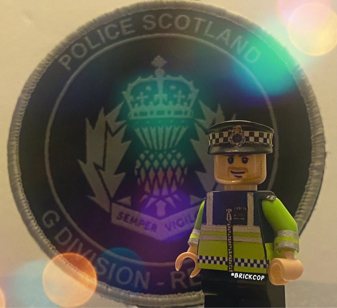 Brick_Cop's tweet photo. Huge shout out to Ian and Jennie from @GdivReps, who dropped off a G Div Response @PoliceScotland patch for our colleague! Very kind of you and greatly appreciated! Make sure you keep an eye out for Ian on his rounds & try to #catchthepatch! Especially if you’re on #MutualAid 🏴 https://t.co/oUPGbSiu2u