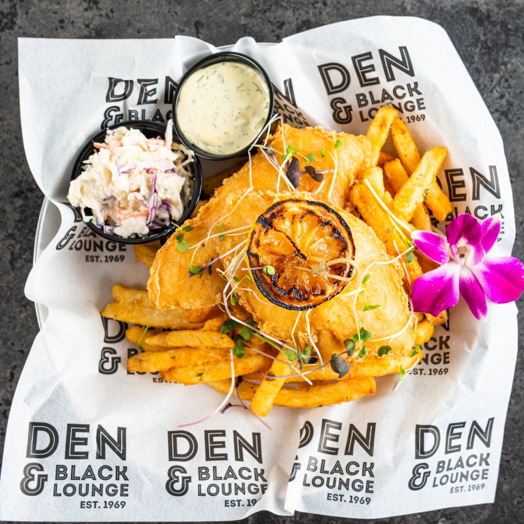 DenBlackLounge's tweet photo. Classic Fish and Chips coming right up! 

#fishandchips #fishnchips #TheDen #DenBlackLounge #uofc #ucalgary #suuofc #macewanhall #machall #yyc #yyceats #calgaryeats #calgary https://t.co/PGKOquVZwi