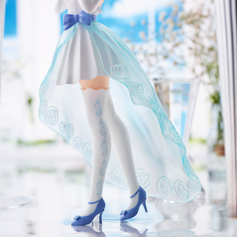 ElMundoShiro's tweet photo. La empresa #SEGAPrize anunció el lanzamiento de una #Figura de la línea #SPMFigure basada en el personaje #Rem de la franquicia "Re:Zero", la cual será añadida como premio distintas maquinas recreativas a inicios del mes de Diciembre. #リゼロ #rezero. https://t.co/rjUsvmfn1z