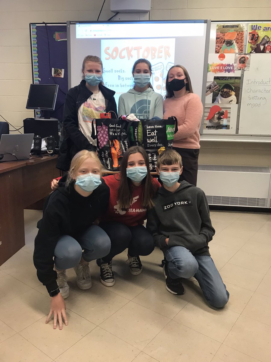 Donation to Thrive from BJH to help youth in need!  Tks to all in our Saxon Community for supporting this initiative and making it a great success! <a href="/bjhsaxons/">Beaconsfield Jr.High</a>