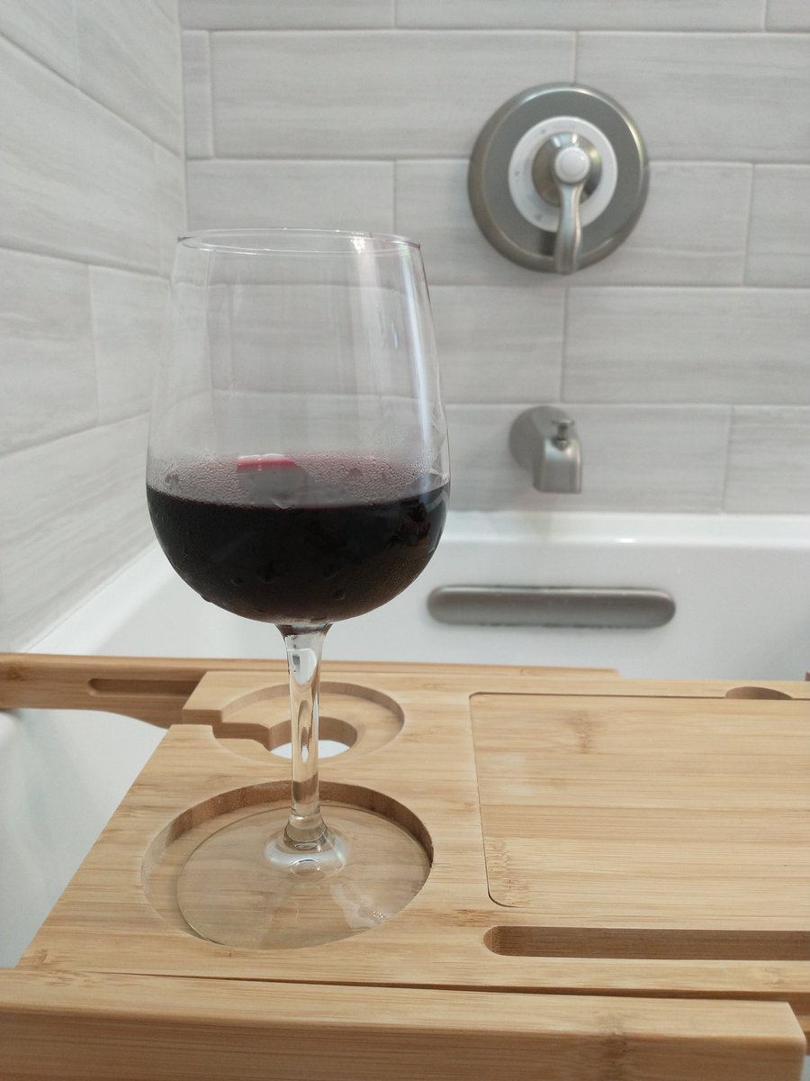 With a 4k word marathon today, Denali Rising is complete! Tomorrow I edit! But today, l soak in the tub and drink wine!
#WritingCommunity #AuthorsOfTwitter #denalirising