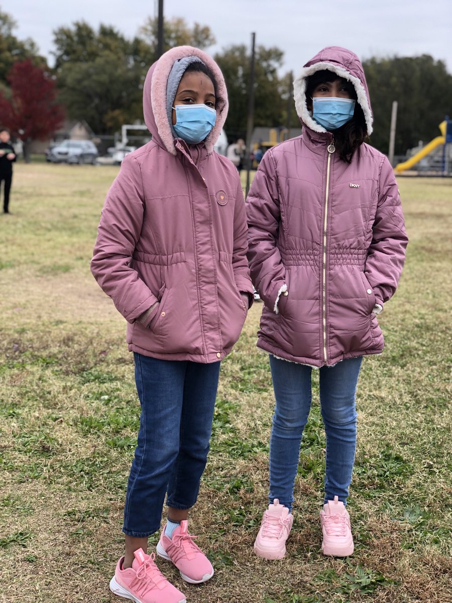 Ms V #5thgraderocks tweet media