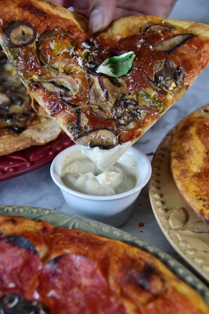 1goatroti's tweet photo. Enter now to win a $114 worth of pizza from General Assembly Pizza! Who can say no to pizza??!! 

https://t.co/Id2D0nue7V 

#contest #GiveawayAlert #giveaway #torontocontest https://t.co/t2mKTH2GEC