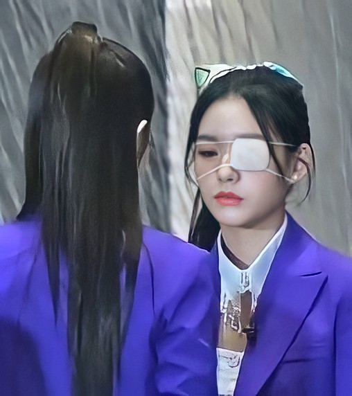 THEBIGLOCKEY's tweet photo. Dnt be sad.. ๐ everything will be fine. MAMA's Not everything, let's keep supporting the girls.. ๐๐
~~~~~~~~~
#์ํฌ๋ฆฟ๋๋ฒ
#SECRETNUMBER
#SECRET_NUMBER
#LOCKEY
#๋ถํ
#FIRE_SATURDAY
#FireSaturday
#SECRET_SPOILER
#DangerousInLove https://t.co/Epy9IhDv1h